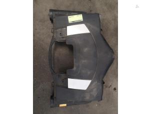 Used Air box Mercedes ML II (164/4JG) 3.5 350 4-Matic V6 24V Price on request offered by Bongers Auto-Onderdelen Zeeland