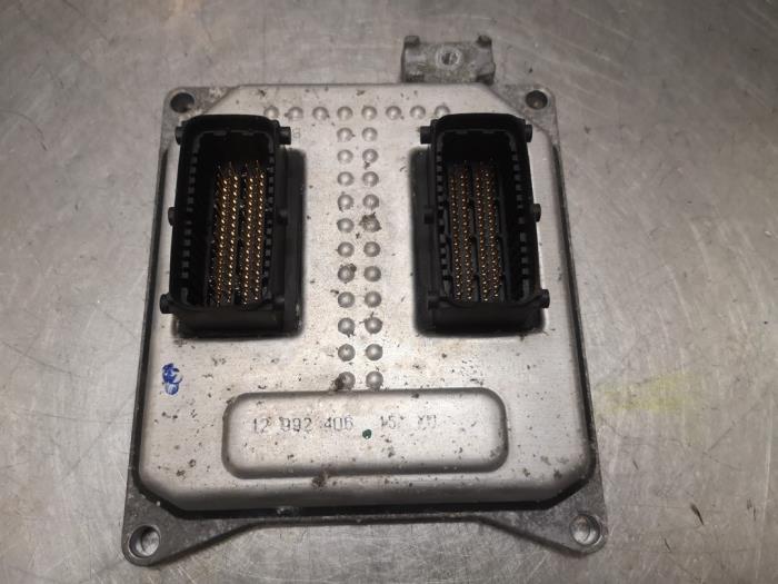 Engine management computer Opel Zafira 1.8 16V Ecotec 12992406 Z18XER