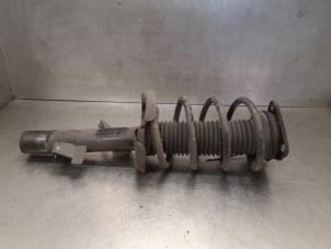 Used Front shock absorber rod, right Ford C-Max (DM2) 1.6 16V Price on request offered by Bongers Auto-Onderdelen Zeeland