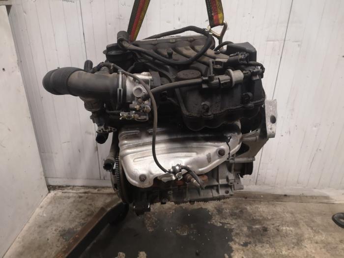 Engine Volkswagen Passat Variant 1.6 - BSE