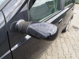 Używane Lusterko zewnetrzne lewe Fiat Punto II (188) 1.4 16V Cena na żądanie oferowane przez Bongers Auto-Onderdelen Zeeland