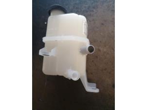 Used Expansion vessel Toyota Prius (ZVW3) 1.8 16V Plug-in Price on request offered by Bongers Auto-Onderdelen Zeeland
