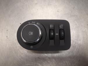 Used Light switch Opel Corsa D 1.2 ecoFLEX Price on request offered by Bongers Auto-Onderdelen Zeeland