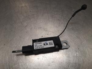 Used Antenna Amplifier Opel Zafira Price on request offered by Bongers Auto-Onderdelen Zeeland