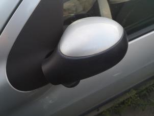 Used Wing mirror, left Peugeot 206 (2A/C/H/J/S) 1.1 XN,XR Price on request offered by Bongers Auto-Onderdelen Zeeland