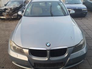 Used Bonnet BMW 3 serie Touring (E91) 320d 16V Corporate Lease Price on request offered by Bongers Auto-Onderdelen Zeeland