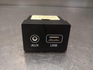 Usagé Connexion USB Hyundai i20 (GBB) 1.2i 16V Prix sur demande proposé par Bongers Auto-Onderdelen Zeeland