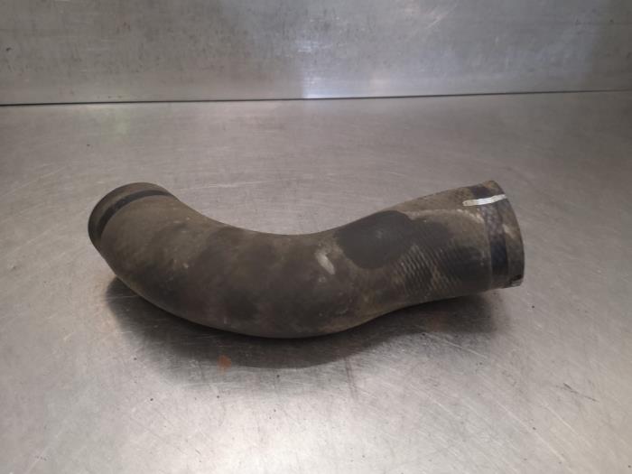 Gebrauchte Intercooler Schlauch Toyota Verso 2.0 16V D-4D-F Preis auf Anfrage angeboten von Bongers Auto-Onderdelen Zeeland