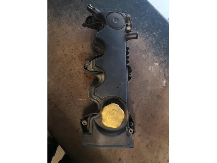 Gebrauchte Ventildeckel Opel Zafira (M75) 1.9 CDTI Preis auf Anfrage angeboten von Bongers Auto-Onderdelen Zeeland