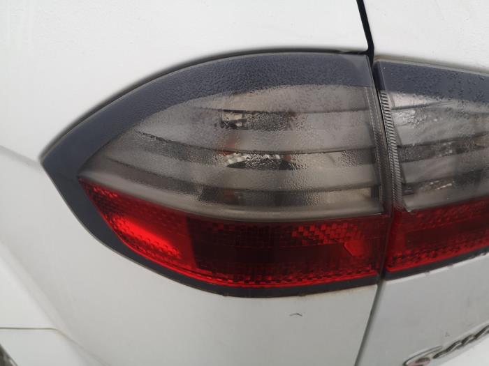 Taillight, left from a Ford S-Max (GBW) 1.8 TDCi 16V 2007