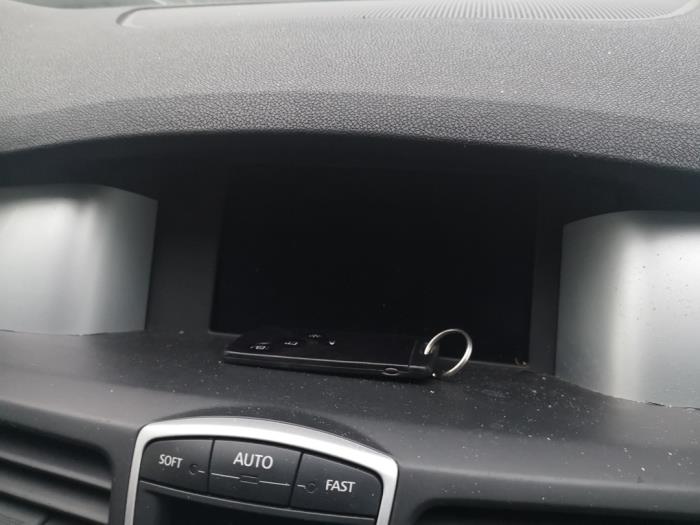 Begagnade Innerdisplay Renault Laguna III (BT) 1.5 dCi 110 Pris på förfrågan erbjuds av Bongers Auto-Onderdelen Zeeland