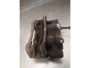 Used Rear brake calliper, right Iveco New Daily IV 40C15V, 40C15V/P Price on request offered by Bongers Auto-Onderdelen Zeeland