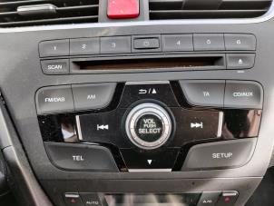 Gebrauchte Radio Honda Civic Tourer (FK) 1.6 i-DTEC Advanced 16V Preis auf Anfrage angeboten von Bongers Auto-Onderdelen Zeeland