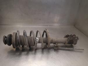Used Front shock absorber rod, right Chevrolet Aveo (256) 1.4 16V Price on request offered by Bongers Auto-Onderdelen Zeeland