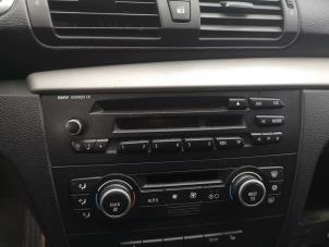 Gebrauchte Radio BMW 1 serie (E87/87N) 118d 16V Preis auf Anfrage angeboten von Bongers Auto-Onderdelen Zeeland
