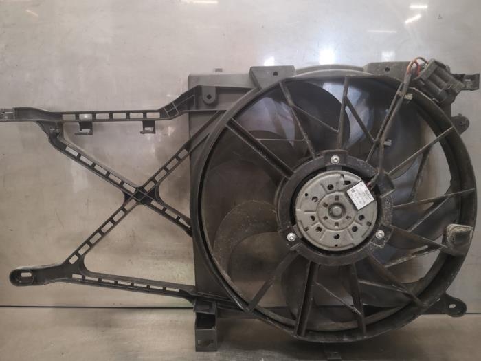 Cooling fans from a Opel Astra H (L48) 1.8 16V 2009