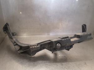 Used Front bumper bracket, right BMW X1 (E84) xDrive 18d 2.0 16V Price on request offered by Bongers Auto-Onderdelen Zeeland