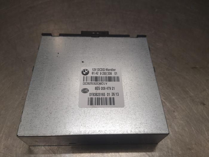 Voltage stabiliser from a BMW X1 (E84) xDrive 18d 2.0 16V 2013