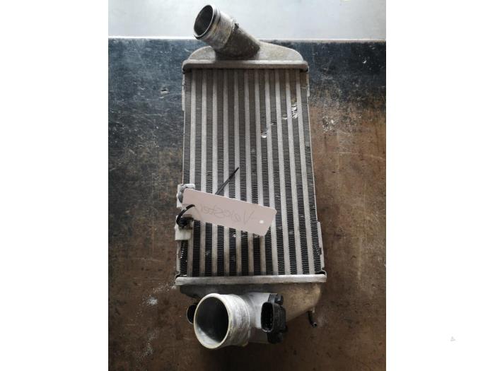 Usados Intercooler Hyundai Veloster 1.6 T-GDI 16V Precio de solicitud ofrecido por Bongers Auto-Onderdelen Zeeland