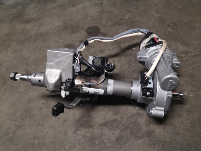 Electric power steering unit from a Toyota Yaris III (P13) 1.5 16V Hybrid 2018