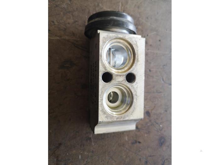 AC expansion valve Hyundai Veloster 1.6 T-GDI 16V - T416230930 G4FJ
