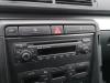 Radio from a Audi A4 Avant (B7), 2004 / 2008 2.0 TDI, Combi/o, Diesel, 1.968cc, 103kW (140pk), FWD, BPW, 2004-11 / 2008-06, 8ED 2006
