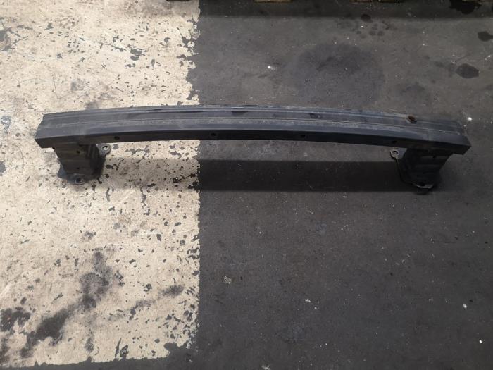Front bumper frame from a Peugeot 207 CC (WB) 1.6 16V 2011