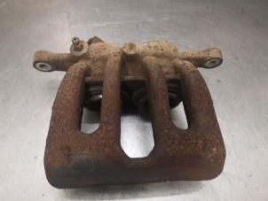 Used Front brake calliper, right Peugeot 407 Price on request offered by Bongers Auto-Onderdelen Zeeland