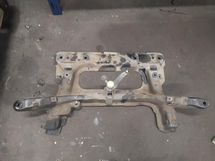Used Subframe Peugeot 306 (7D) 1.6 Price on request offered by Bongers Auto-Onderdelen Zeeland