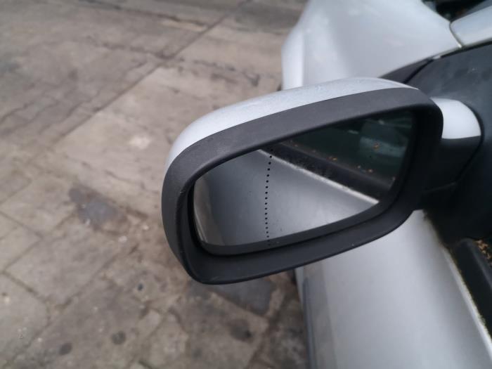 Wing mirror, left from a Renault Megane II (BM/CM) 1.9 dCi 130 2007