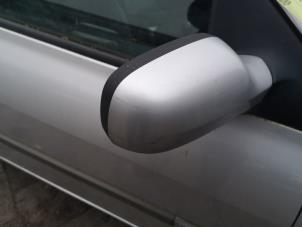 Used Wing mirror, right Renault Megane II (BM/CM) 1.9 dCi 130 Price on request offered by Bongers Auto-Onderdelen Zeeland