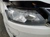 Headlight, right from a Skoda Rapid, 2012 / 2022 1.2 TSI, Liftback, Petrol, 1.197cc, 77kW (105pk), FWD, CBZB, 2012-07 / 2015-05 2014