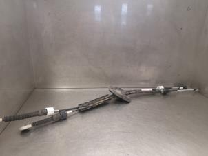 Used Gearbox shift cable Renault Scénic III (JZ) 2.0 dCi 16V Autom. Price on request offered by Bongers Auto-Onderdelen Zeeland