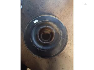 Used Crankshaft pulley Nissan Qashqai Price on request offered by Bongers Auto-Onderdelen Zeeland