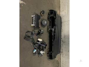 Used Airbag set + module Toyota Yaris III (P13) 1.5 16V Hybrid Price on request offered by Bongers Auto-Onderdelen Zeeland