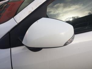 Used Wing mirror, left Renault Megane III Berline (BZ) 1.5 dCi 90 Price on request offered by Bongers Auto-Onderdelen Zeeland
