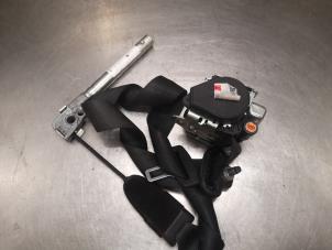Gebrauchte Sicherheitsgurt links vorne Fiat Punto Evo (199) 1.3 JTD Multijet 85 16V Euro 5 Preis auf Anfrage angeboten von Bongers Auto-Onderdelen Zeeland