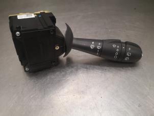 Usados Interruptor de limpiaparabrisas Renault Twingo III (AH) 1.0 SCe 70 12V Precio de solicitud ofrecido por Bongers Auto-Onderdelen Zeeland