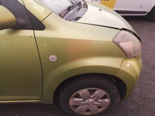 Used Front wing, right Daihatsu Sirion 2 (M3) 1.0 12V DVVT Price on request offered by Bongers Auto-Onderdelen Zeeland