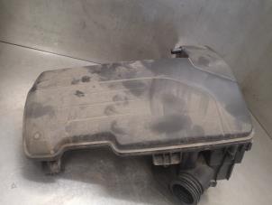 Used Air box Renault Clio Price on request offered by Bongers Auto-Onderdelen Zeeland