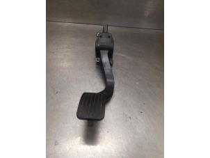 Used Accelerator pedal Citroen Berlingo 1.6 Hdi 75 16V Phase 1 Price on request offered by Bongers Auto-Onderdelen Zeeland