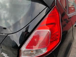 Używane Tylne swiatlo pozycyjne prawe Ford Fiesta 6 (JA8) 1.25 16V Cena na żądanie oferowane przez Bongers Auto-Onderdelen Zeeland