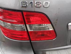 Używane Tylne swiatlo pozycyjne lewe Mercedes B (W245,242) 2.0 B-180 CDI 16V Cena na żądanie oferowane przez Bongers Auto-Onderdelen Zeeland