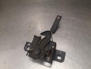 Used Bonnet lock mechanism Volkswagen Sharan Price on request offered by Bongers Auto-Onderdelen Zeeland