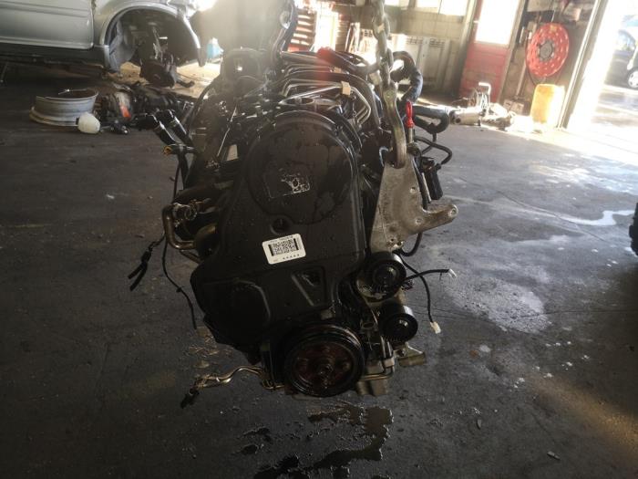 Engine from a Volvo XC90 I 2.4 D3 20V 2014