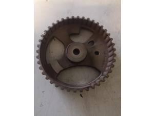 Used Camshaft sprocket Peugeot Boxer (U9) 2.0 BlueHDi 130 Price on request offered by Bongers Auto-Onderdelen Zeeland