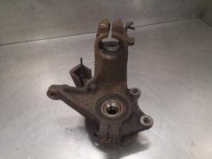 Used Knuckle, front left Peugeot 206 (2A/C/H/J/S) 1.4 XR,XS,XT,Gentry Price on request offered by Bongers Auto-Onderdelen Zeeland