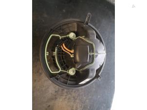 Used Heating and ventilation fan motor BMW 3-Serie Price on request offered by Bongers Auto-Onderdelen Zeeland