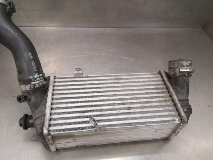 Usagé Intercooler Hyundai i20 (GBB) 1.1 CRDi VGT 12V Prix sur demande proposé par Bongers Auto-Onderdelen Zeeland