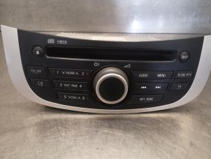 Used Radio Mitsubishi Grandis Price on request offered by Bongers Auto-Onderdelen Zeeland